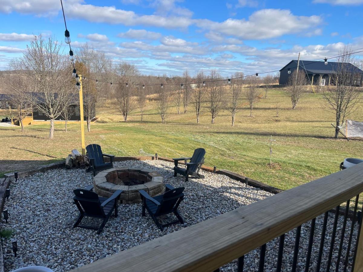 Bourbon Barrel Cottages #2 Of 5 On Kentucky Trail Lawrenceburg エクステリア 写真
