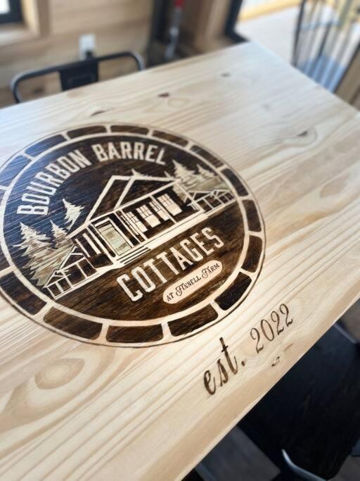 Bourbon Barrel Cottages #2 Of 5 On Kentucky Trail Lawrenceburg エクステリア 写真